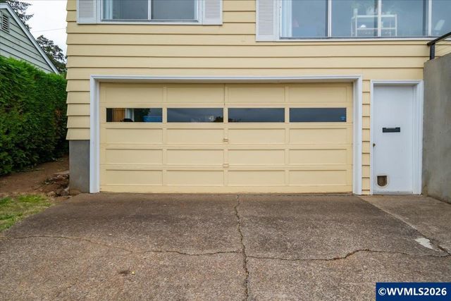 2570 Alvarado Ter S, Salem, OR 97302