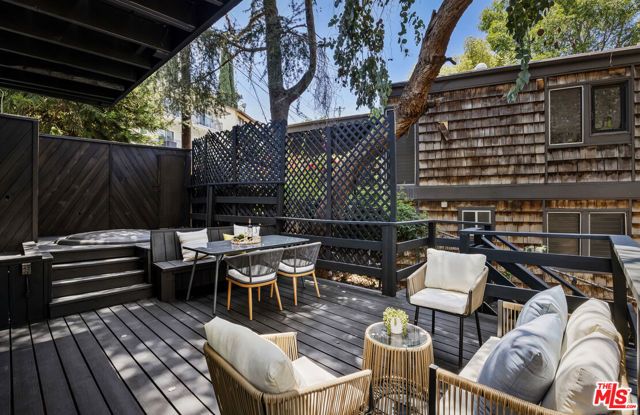 3887 Latrobe Street, Los Angeles, CA 90031