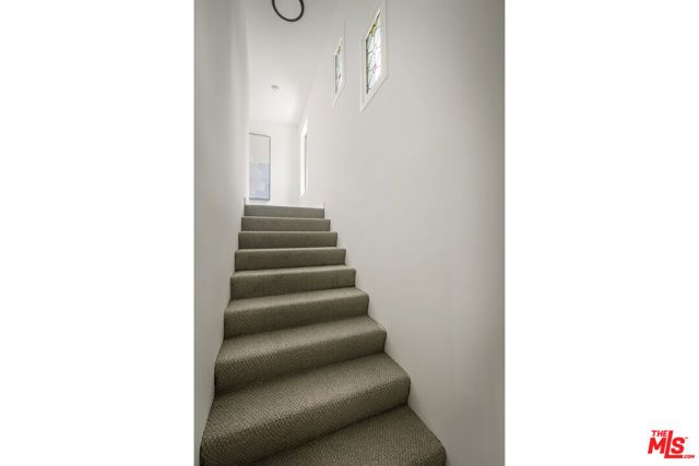 3887 Latrobe Street, Los Angeles, CA 90031