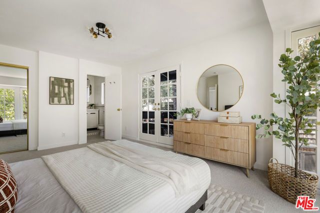 3887 Latrobe Street, Los Angeles, CA 90031