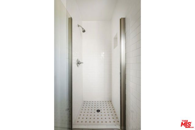 3887 Latrobe Street, Los Angeles, CA 90031
