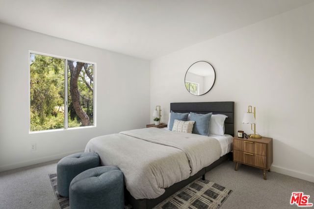 3887 Latrobe Street, Los Angeles, CA 90031
