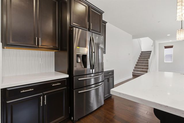 510 E Albertina Ave, Mountain House, CA 95391
