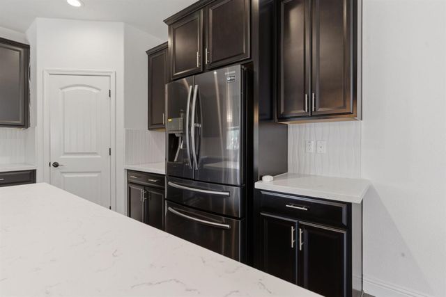 510 E Albertina Ave, Mountain House, CA 95391