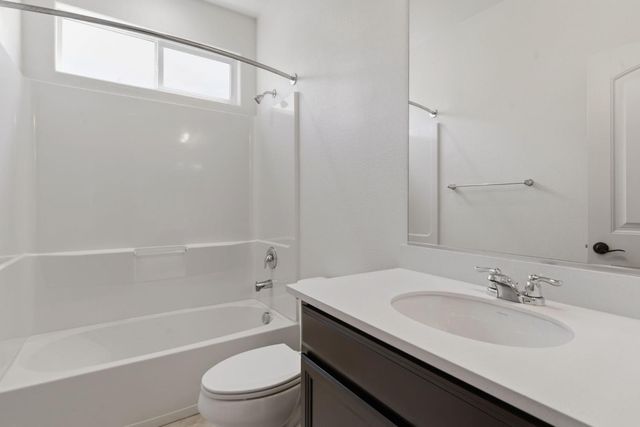 510 E Albertina Ave, Mountain House, CA 95391