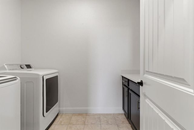 510 E Albertina Ave, Mountain House, CA 95391