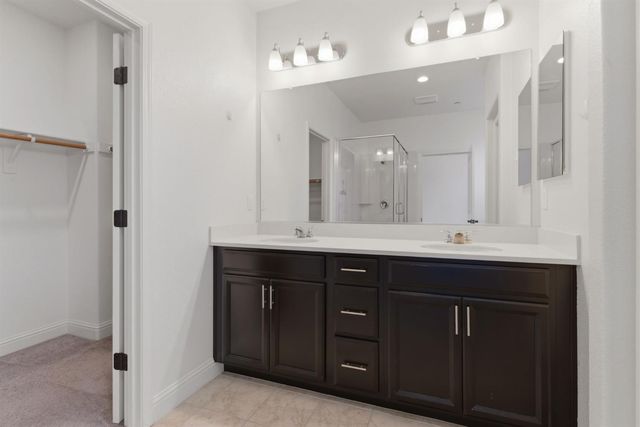 510 E Albertina Ave, Mountain House, CA 95391