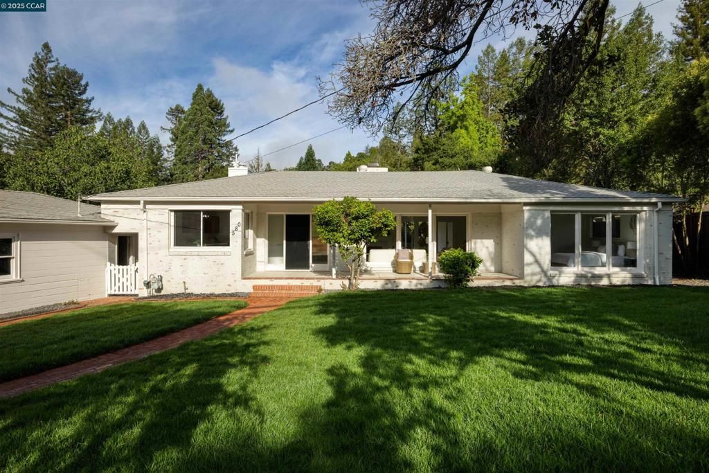 580 Moraga Way, Orinda, CA 94563