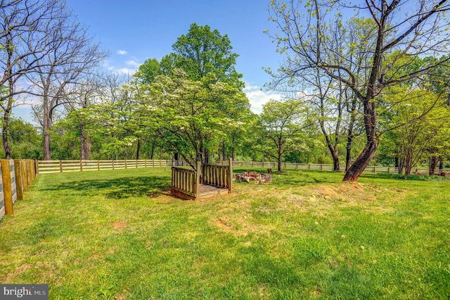 16562 OLD WATERFORD RD, Paeonian Springs, VA 20129