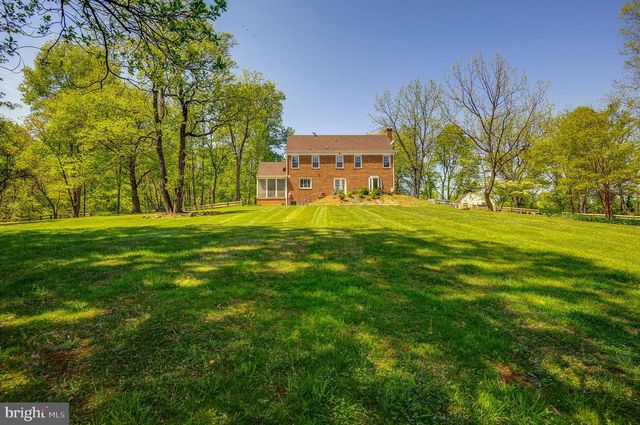 16562 OLD WATERFORD RD, Paeonian Springs, VA 20129