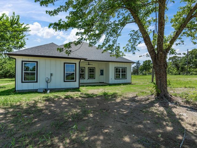 1569 Well Service Road, Bowie, TX 76230