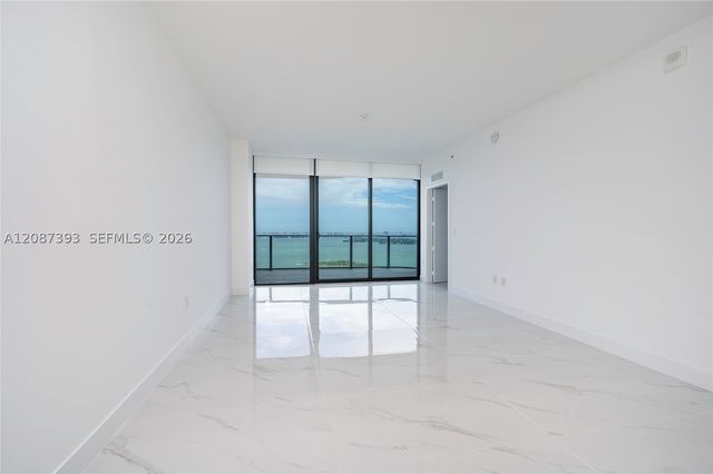 700 NE 24th St 3504, Miami, FL 33137