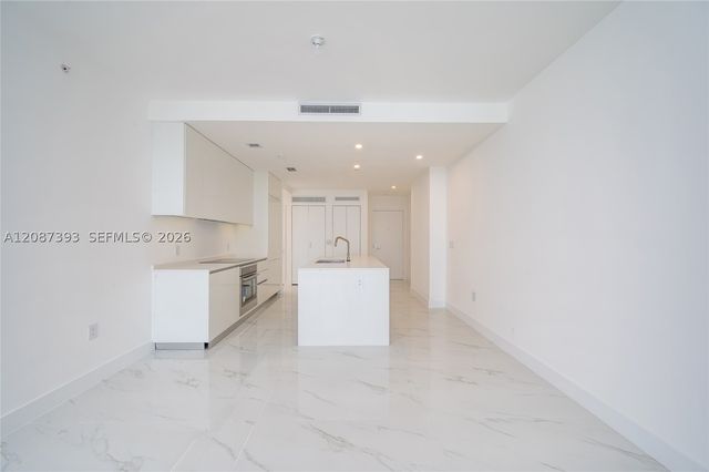 700 NE 24th St 3504, Miami, FL 33137