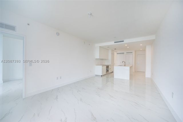 700 NE 24th St 3504, Miami, FL 33137