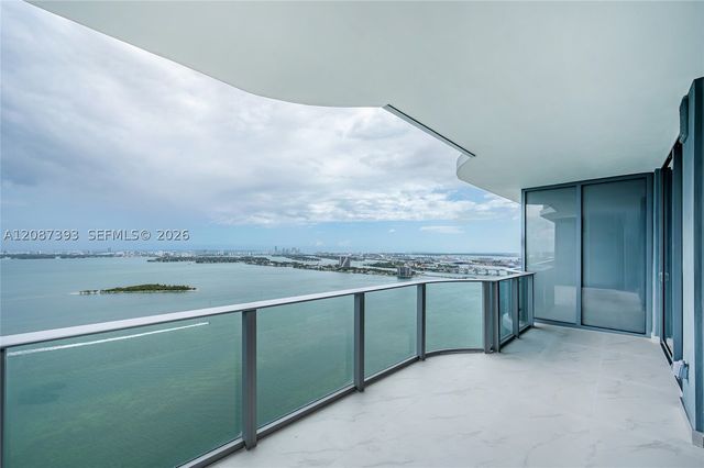700 NE 24th St 3504, Miami, FL 33137