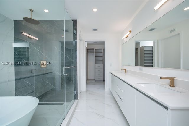 700 NE 24th St 3504, Miami, FL 33137