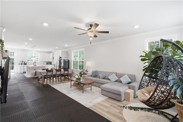3005 Poppy Lane, Roswell, GA 30076