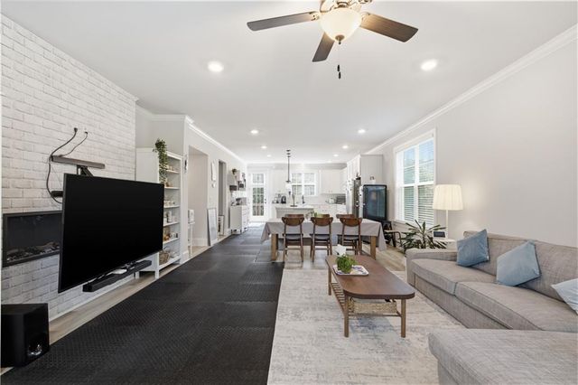3005 Poppy Lane, Roswell, GA 30076