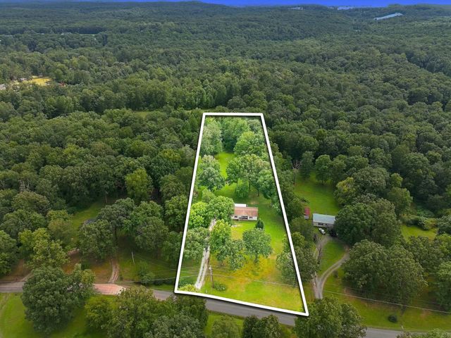 1464 Manley Loop, Dickson, TN 37055