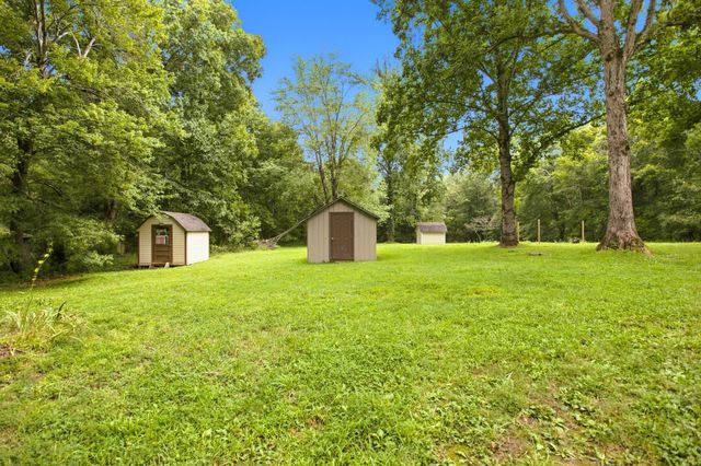 1464 Manley Loop, Dickson, TN 37055