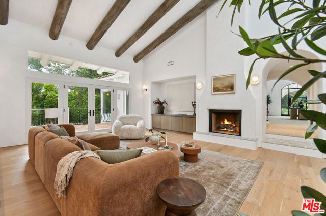17647 BELINDA Street, Encino (los Angeles), CA 91316
