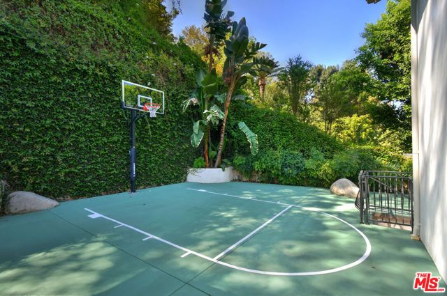 17647 BELINDA Street, Encino (los Angeles), CA 91316
