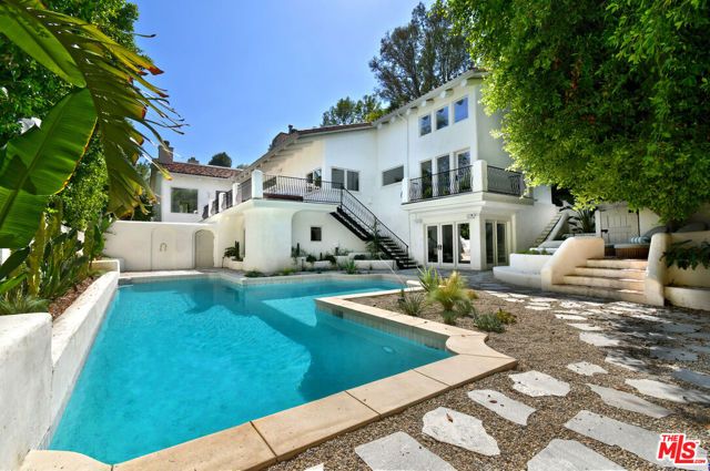 17647 BELINDA Street, Encino (los Angeles), CA 91316