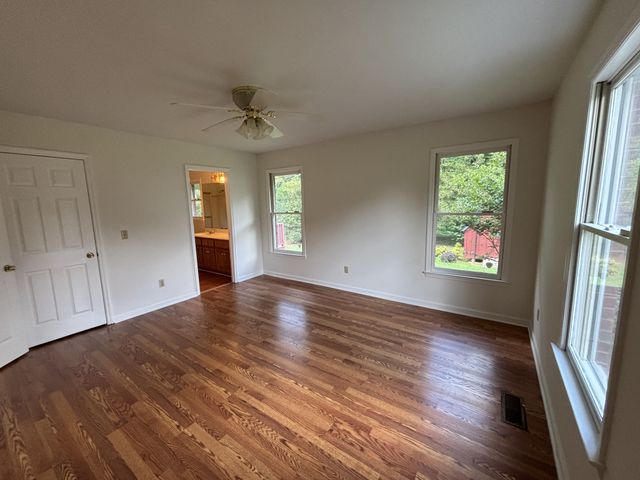 405 Westgate Dr, Pulaski, TN 38478