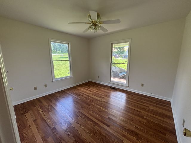 405 Westgate Dr, Pulaski, TN 38478