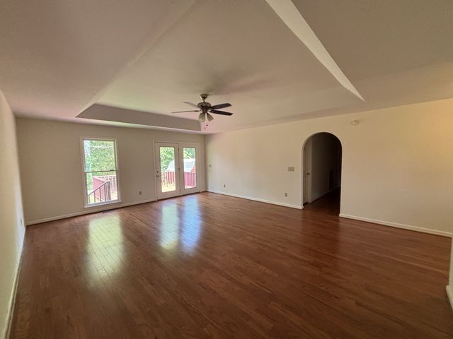 405 Westgate Dr, Pulaski, TN 38478