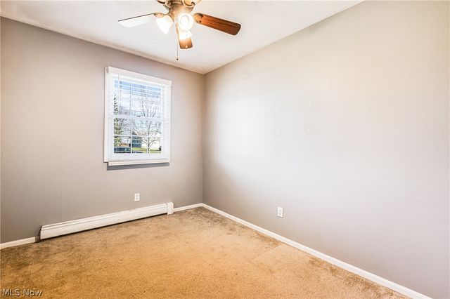 125 Bittersweet Drive, Columbiana, OH 44408