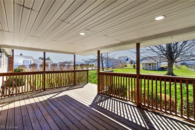 125 Bittersweet Drive, Columbiana, OH 44408