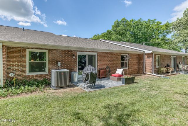 1905 Knob Creek Road 6, Johnson City, TN 37604
