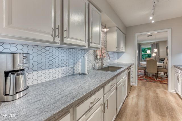 1905 Knob Creek Road 6, Johnson City, TN 37604