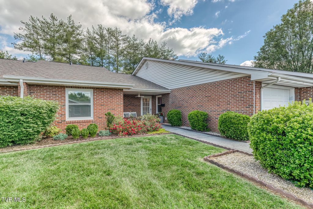 1905 Knob Creek Road 6, Johnson City, TN 37604
