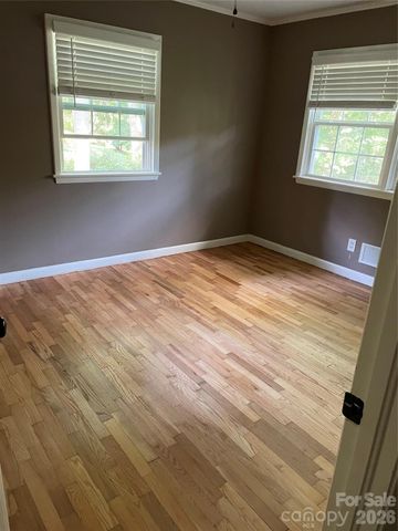 514 Crestview Drive, Albemarle, NC 28001