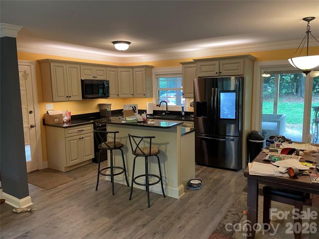 514 Crestview Drive, Albemarle, NC 28001
