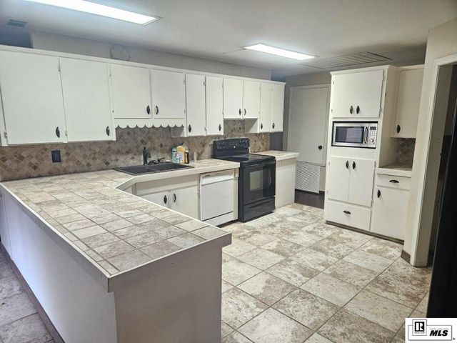 113 GREEN BAY ROAD, Farmerville, LA 71241