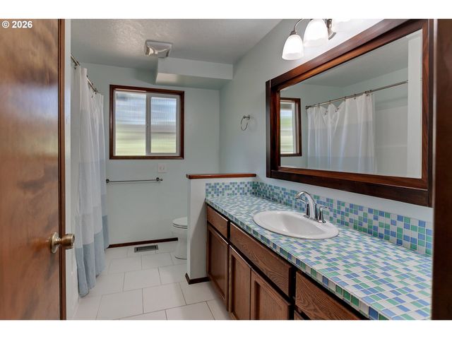 20871 Sw 103RD Dr, Tualatin, OR 97062