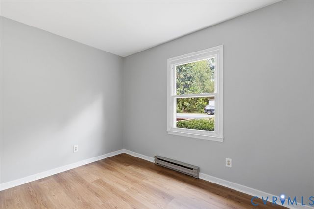 5571 Heatherhill Dr, North Chesterfield, VA 23234