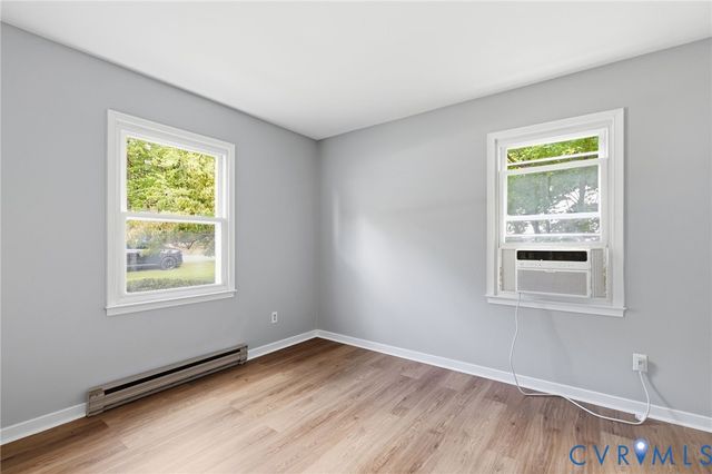 5571 Heatherhill Dr, North Chesterfield, VA 23234