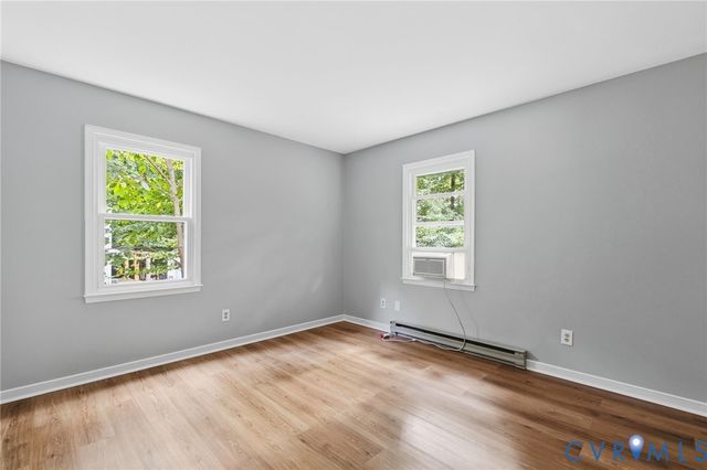 5571 Heatherhill Dr, North Chesterfield, VA 23234