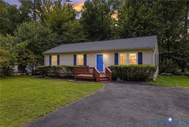5571 Heatherhill Dr, North Chesterfield, VA 23234