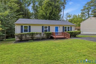 5571 Heatherhill Dr, North Chesterfield, VA 23234