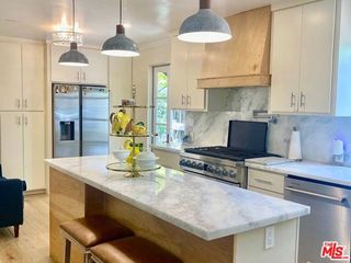 11323 Mississippi Avenue, Los Angeles, CA 90025