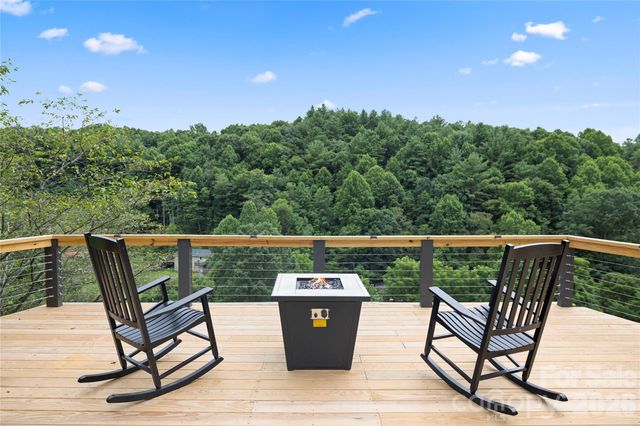 3954 NC 80 Highway, Bakersville, NC 28705