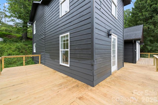 3954 NC 80 Highway, Bakersville, NC 28705