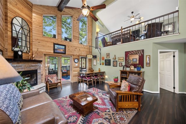 100 King Lance Court, Scroggins, TX 75480