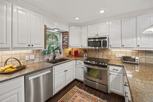 100 King Lance Court, Scroggins, TX 75480