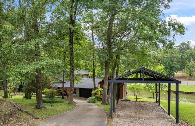 100 King Lance Court, Scroggins, TX 75480